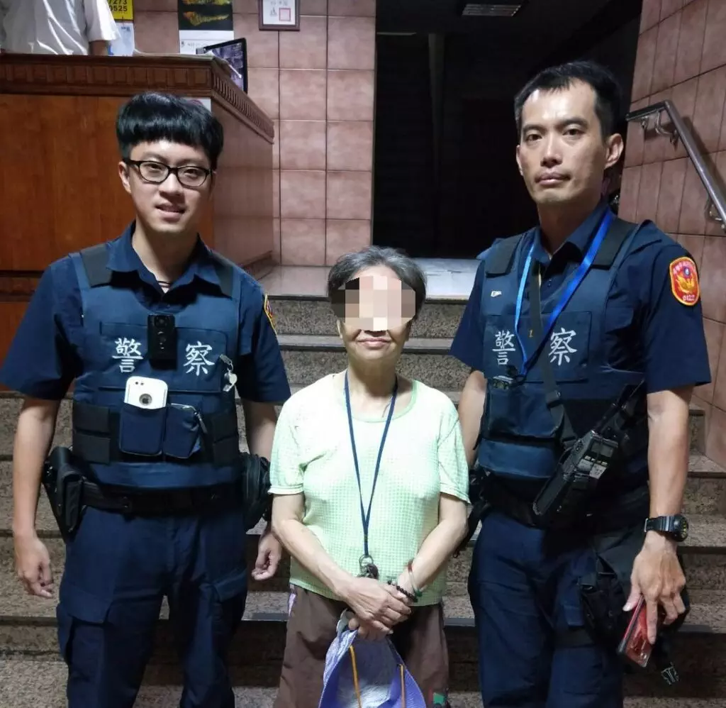 七旬嬤迷途竟走了五公里，幸警民合力助返家