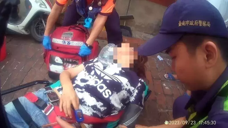 即刻救援-女子輕生昏迷-員警破門救回一命