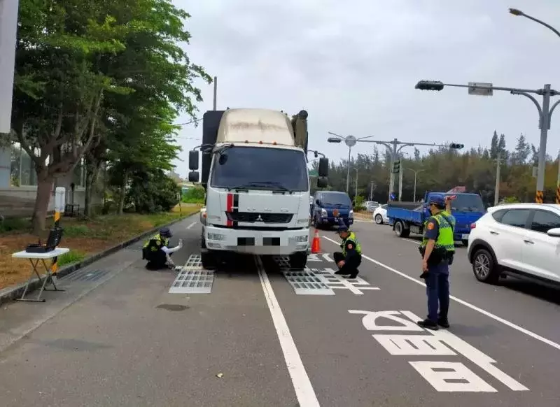 出遊注意勿踩雷-中秋連假南警六分局加強交通疏導，取締酒後駕車