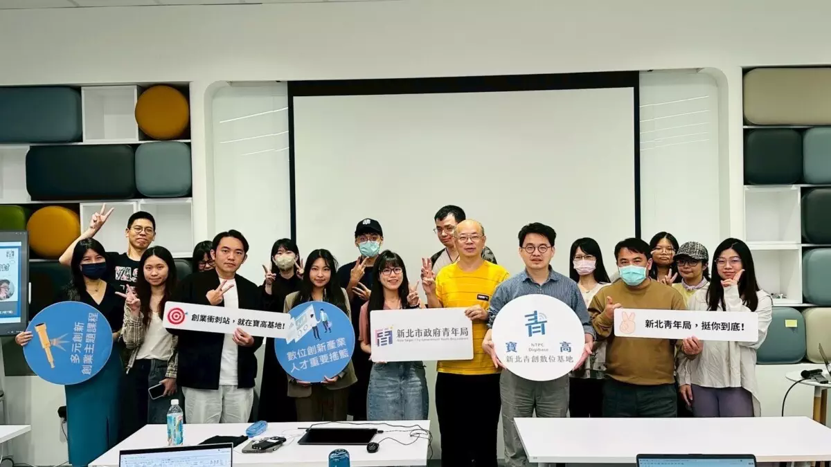 點金網創辦人潘嵩仁分享AI創業實務應用(圖:潘嵩仁提供)
